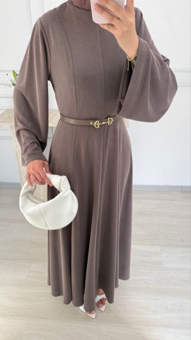 Kleid mit weiten Ärmeln Braun