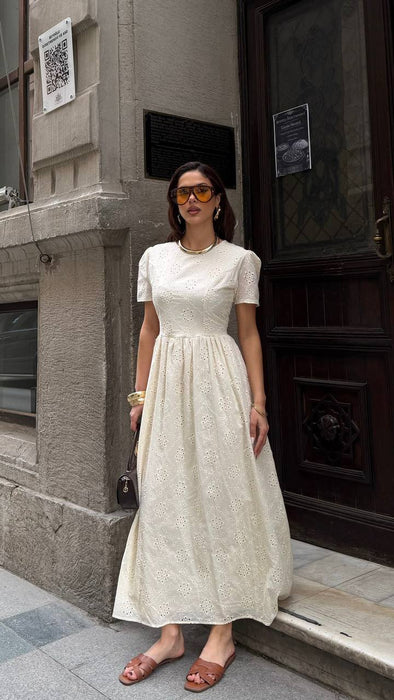Eyelet Maxi-Kleid ecru