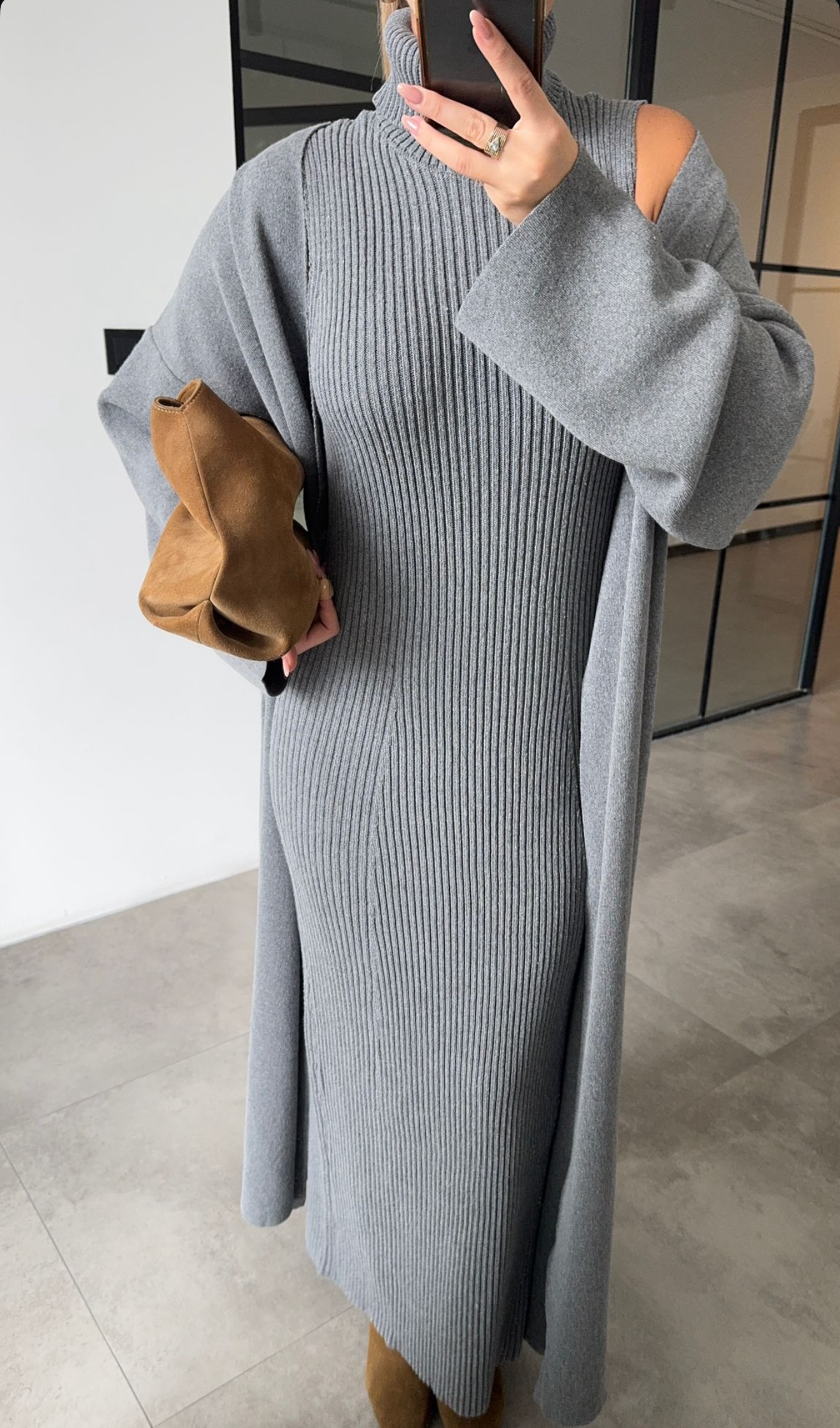 Geripptes Rollkragen Maxikleid mit Mantel-Cardigan Set grau