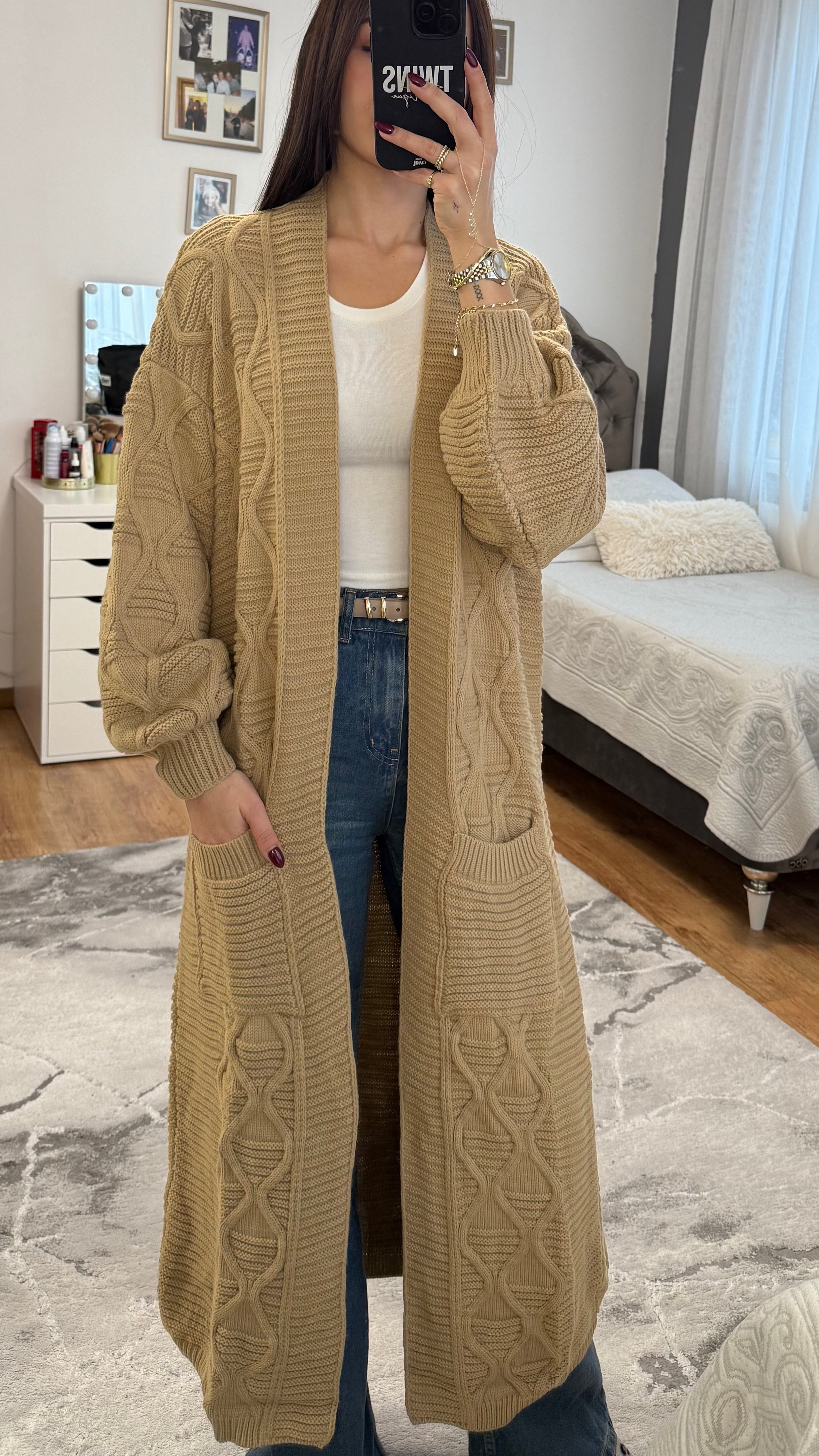 Langer Zopfstrick-Cardigan camel